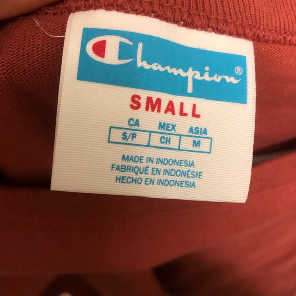 Champion Crop Top - Picture 5 of 5